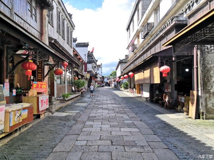 《狗剩快跑》狗剩会武功吗?